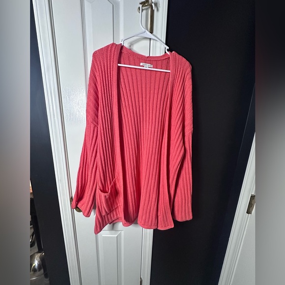 American eagle pink cardigan - Picture 2 of 6